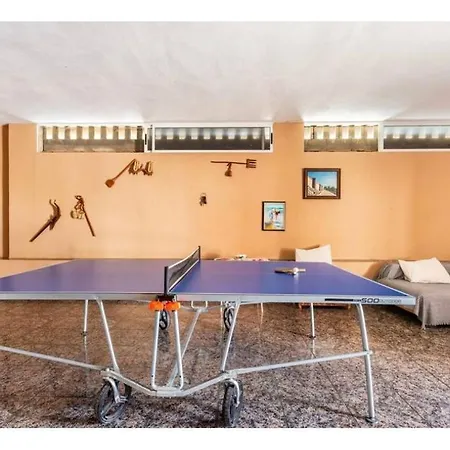 빌라 Carmen Julia 1 *