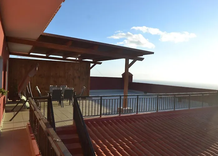 Carmen Julia 1 Арафо